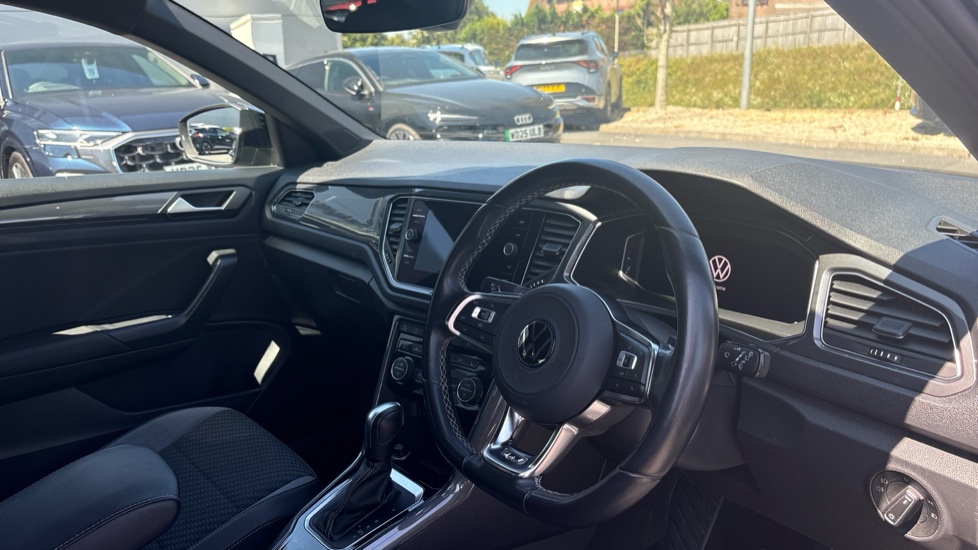 Volkswagen T Roc