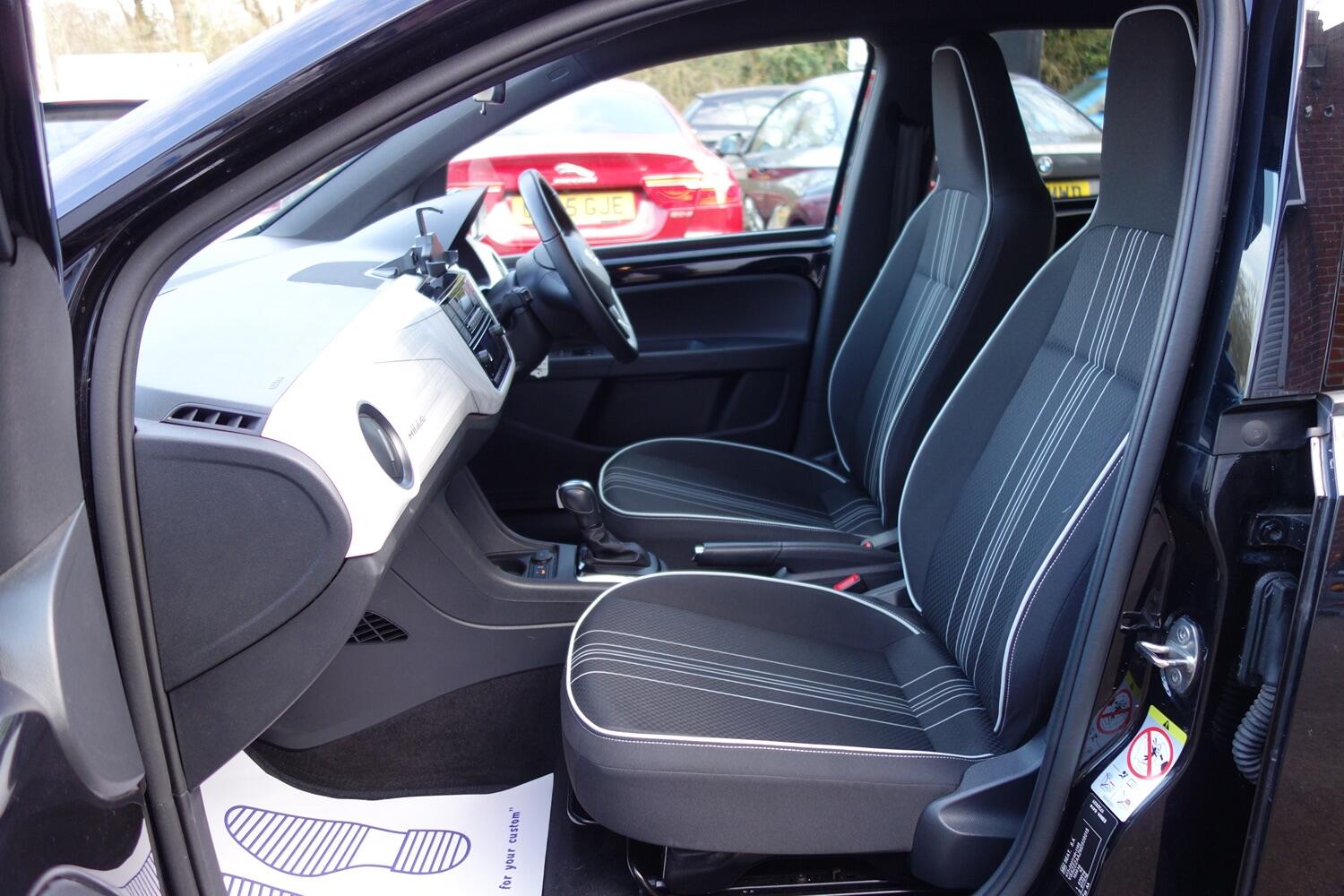 SEAT Mii