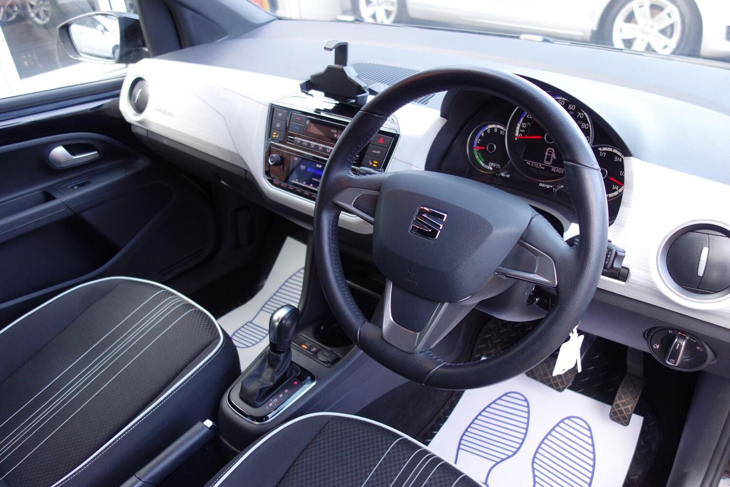 SEAT Mii