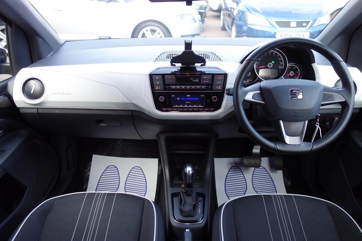 SEAT Mii