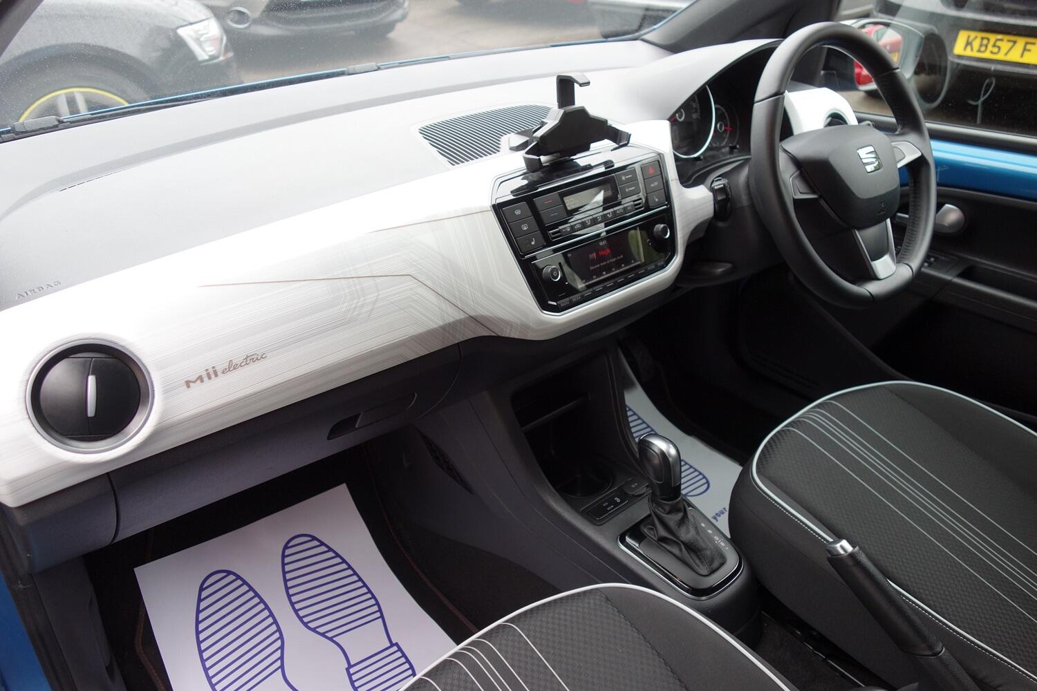 SEAT Mii