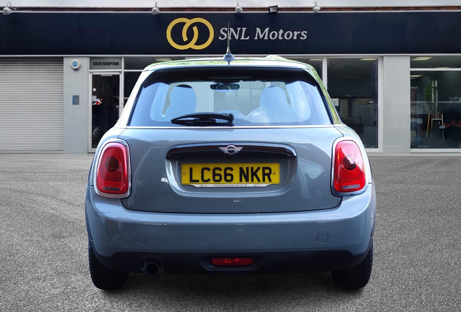 MINI Hatch