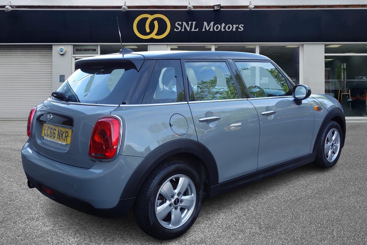 MINI Hatch