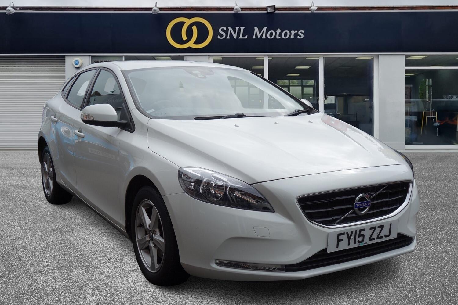 Volvo V40