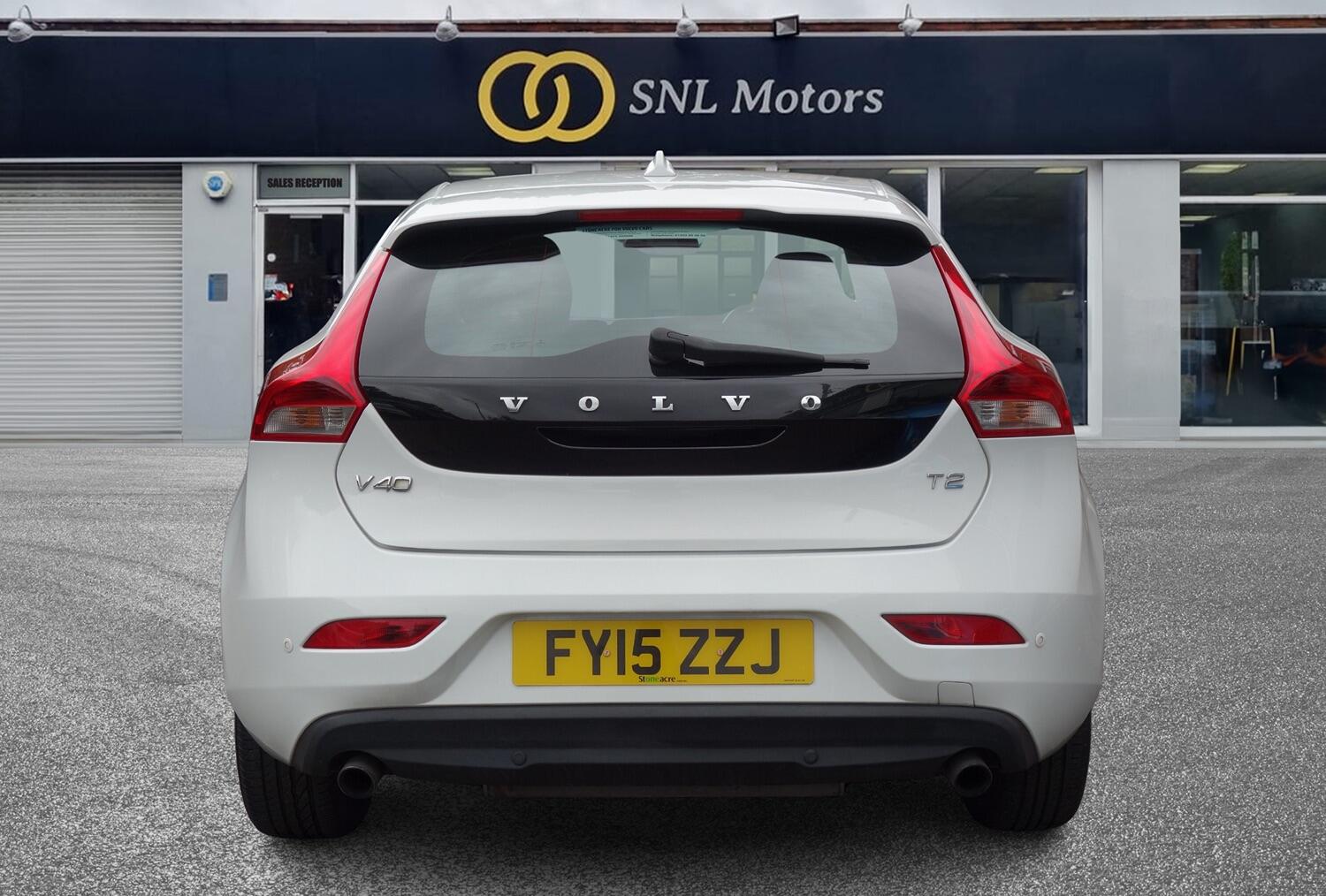 Volvo V40
