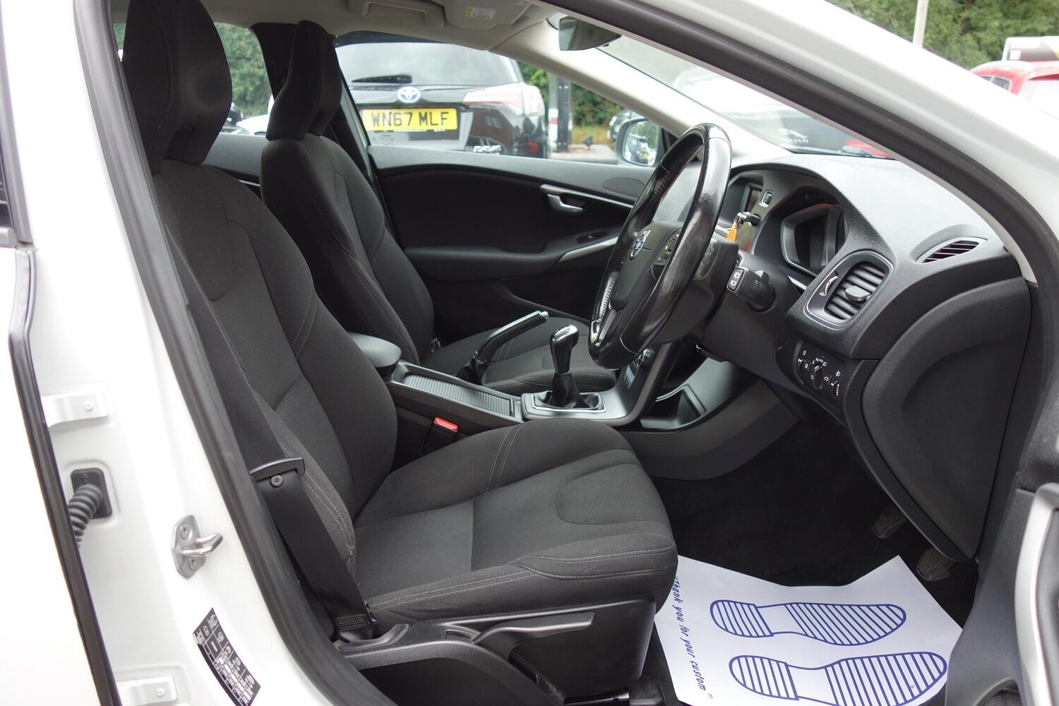 Volvo V40