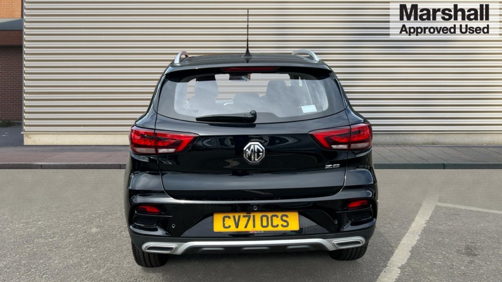 MG ZS