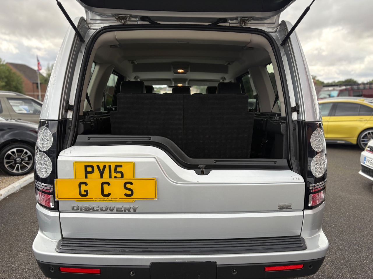 Land Rover Discovery 4