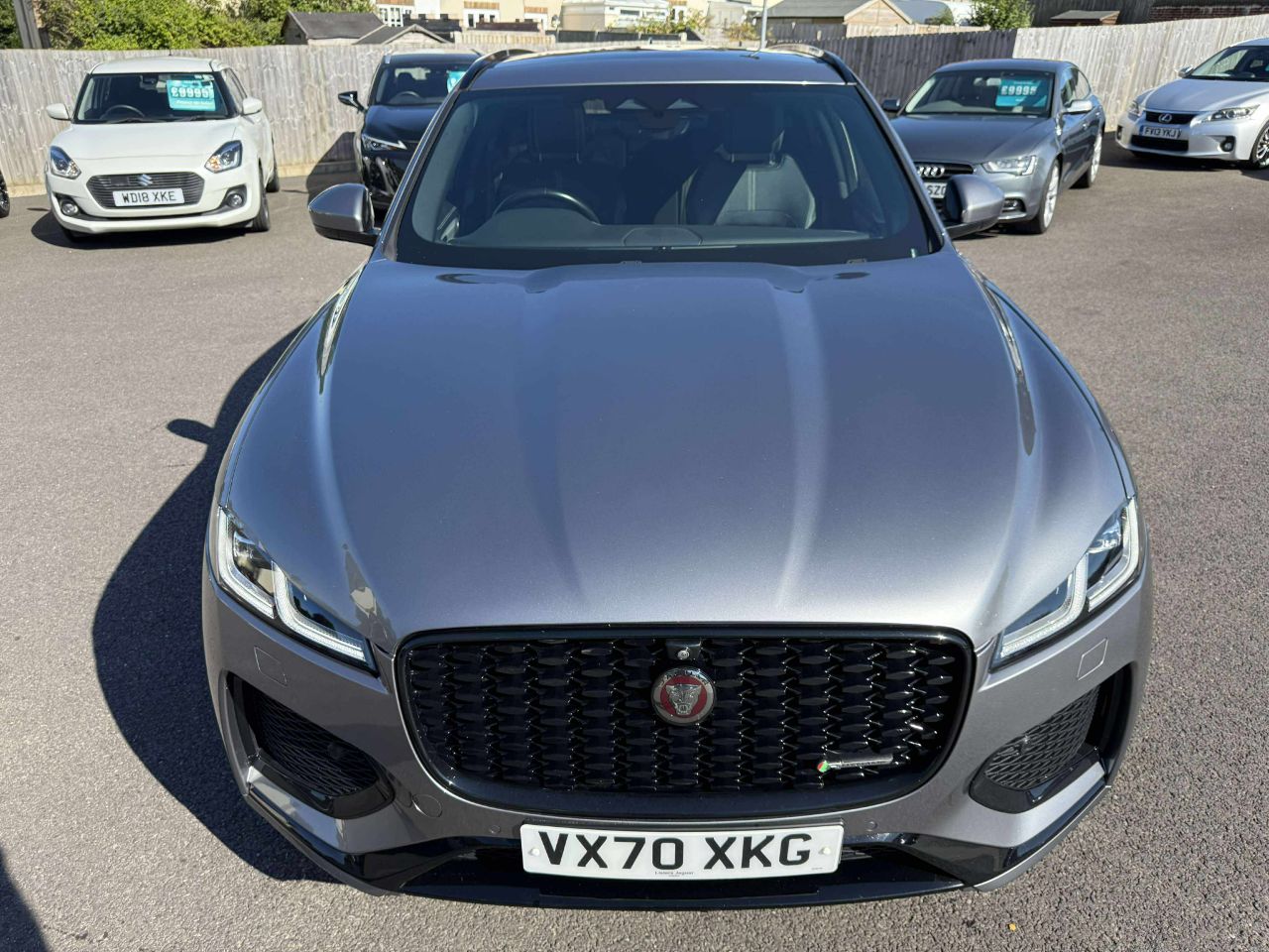 Jaguar F Pace
