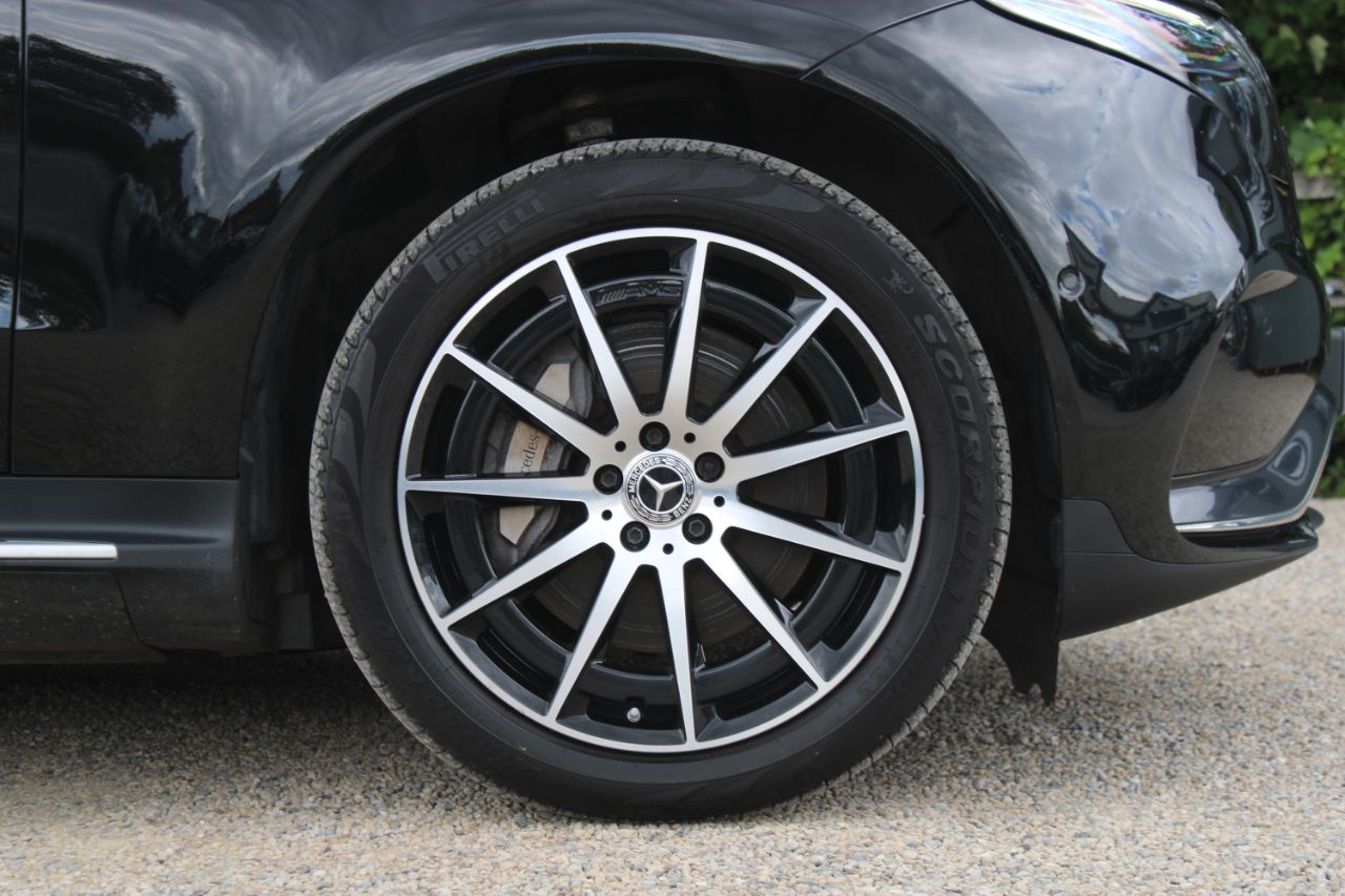 Mercedes Benz Eqc