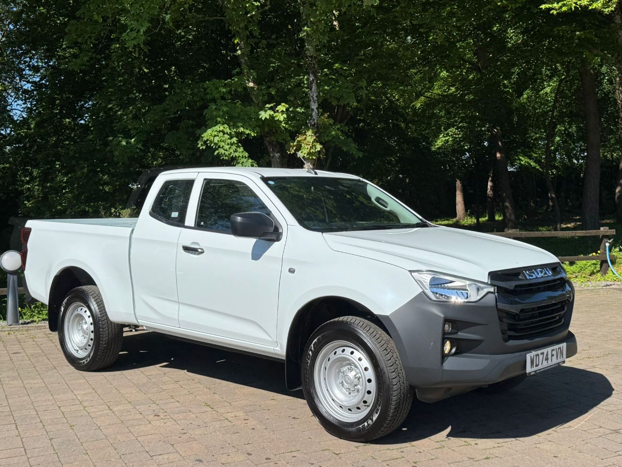Isuzu D Max