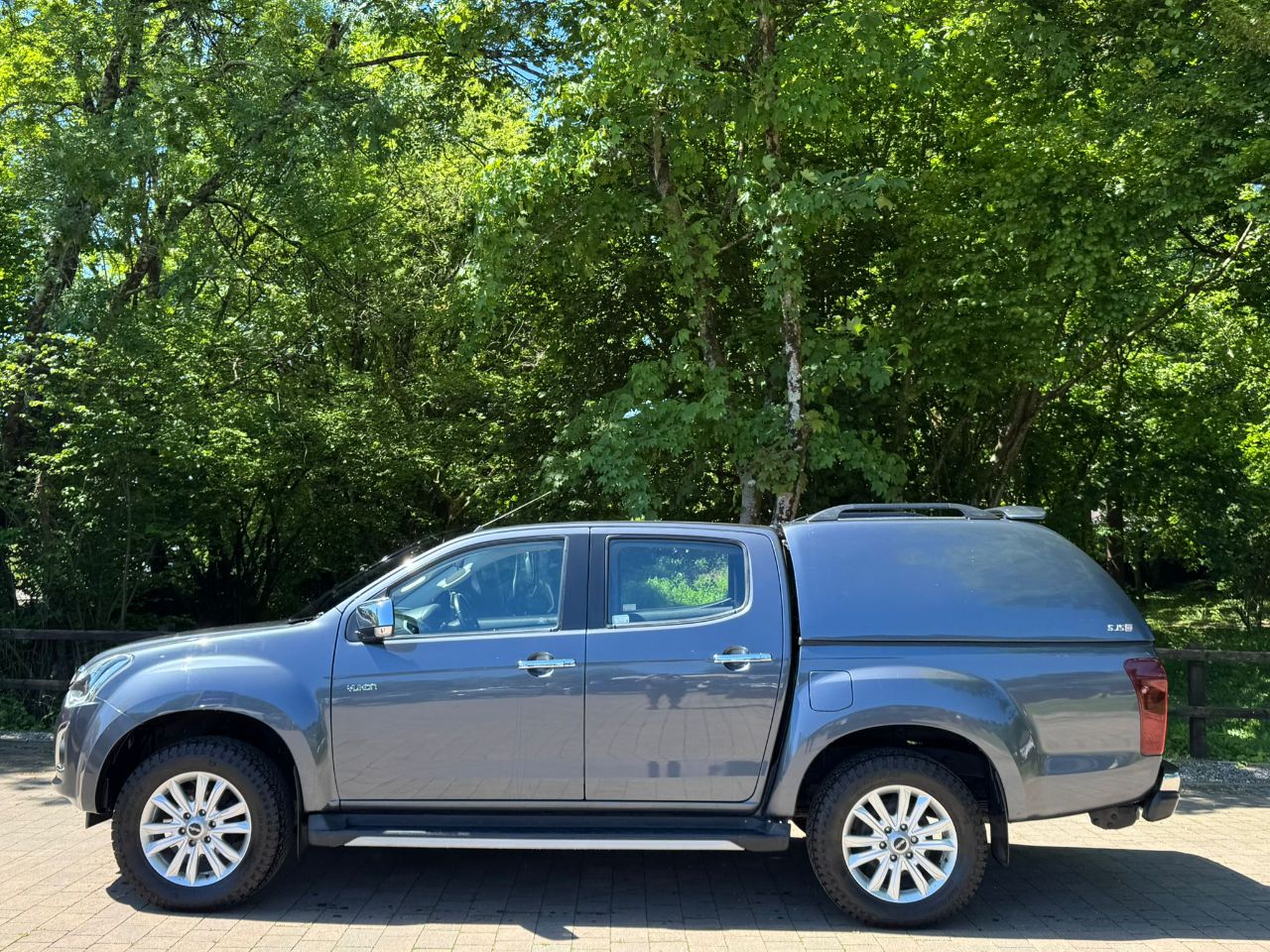 Isuzu D Max