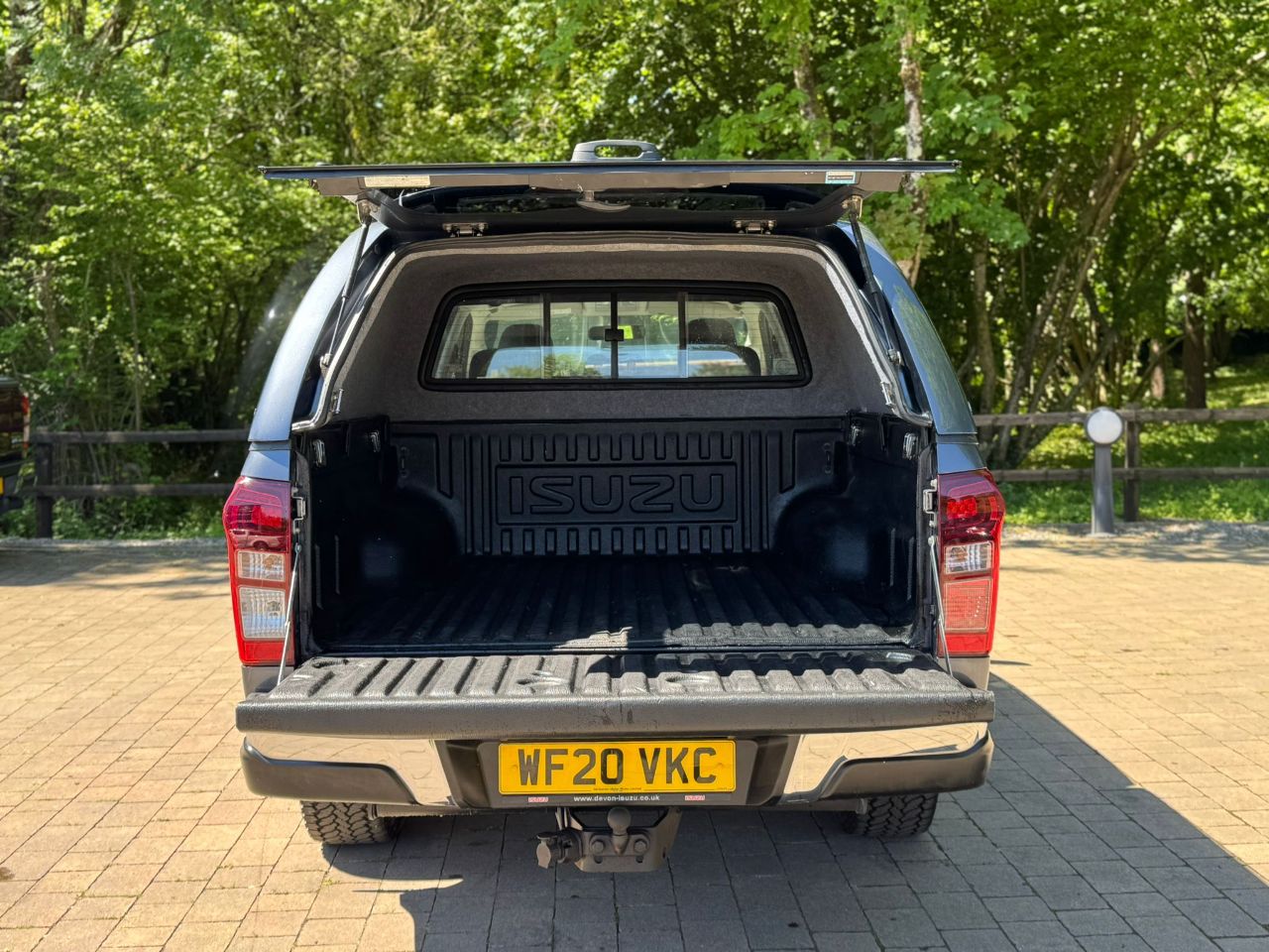 Isuzu D Max