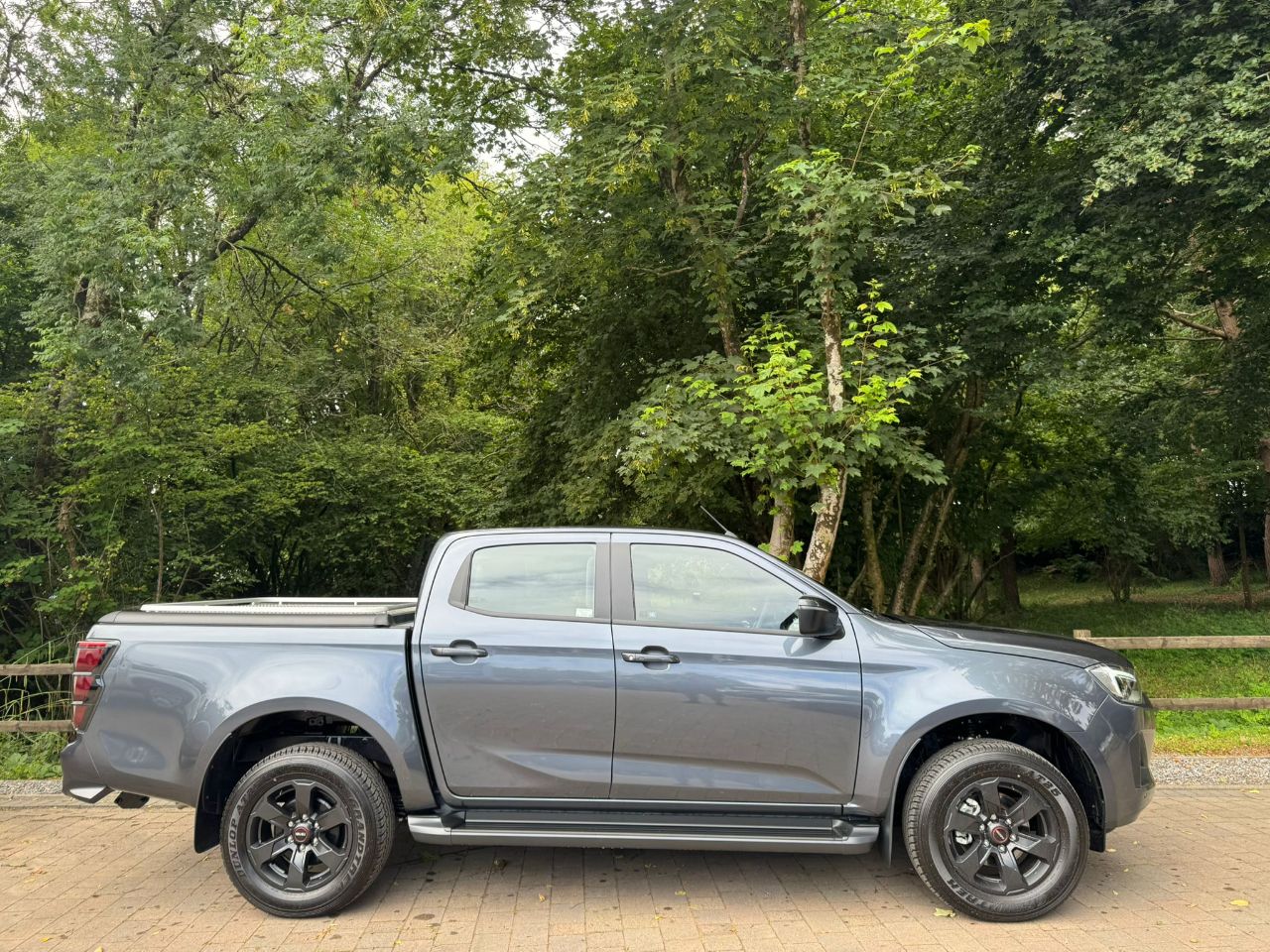 Isuzu D Max