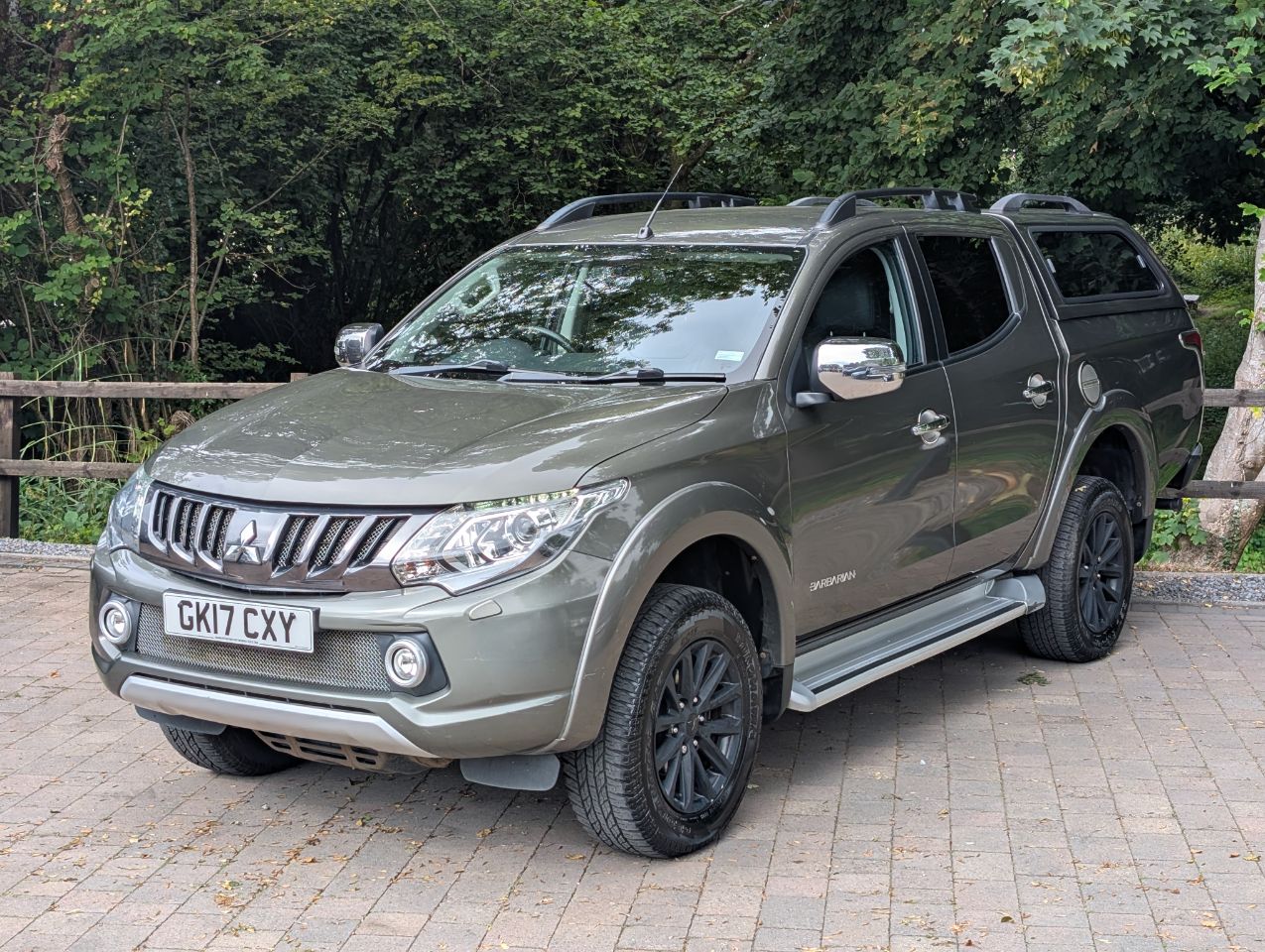 Mitsubishi L200