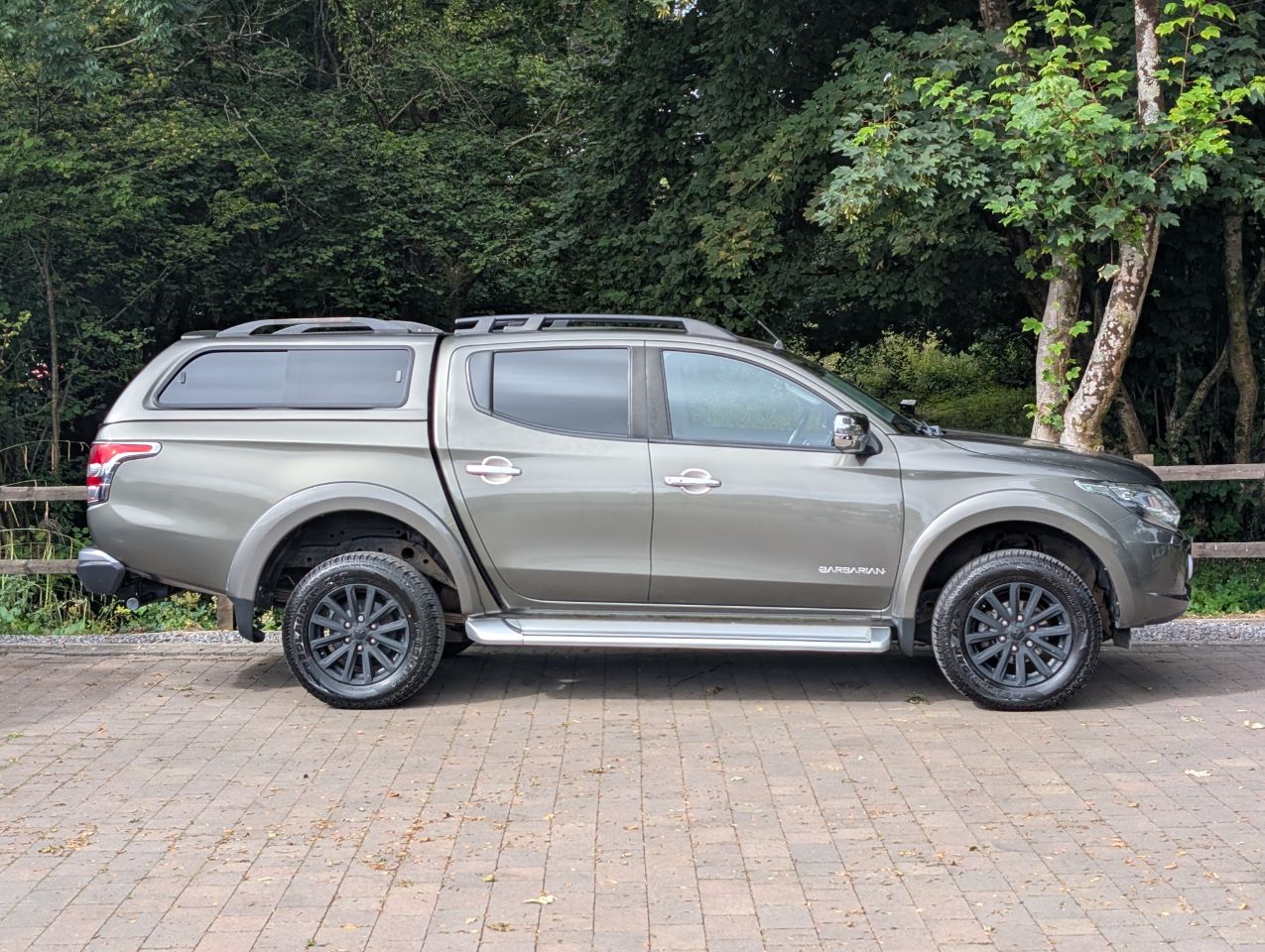 Mitsubishi L200