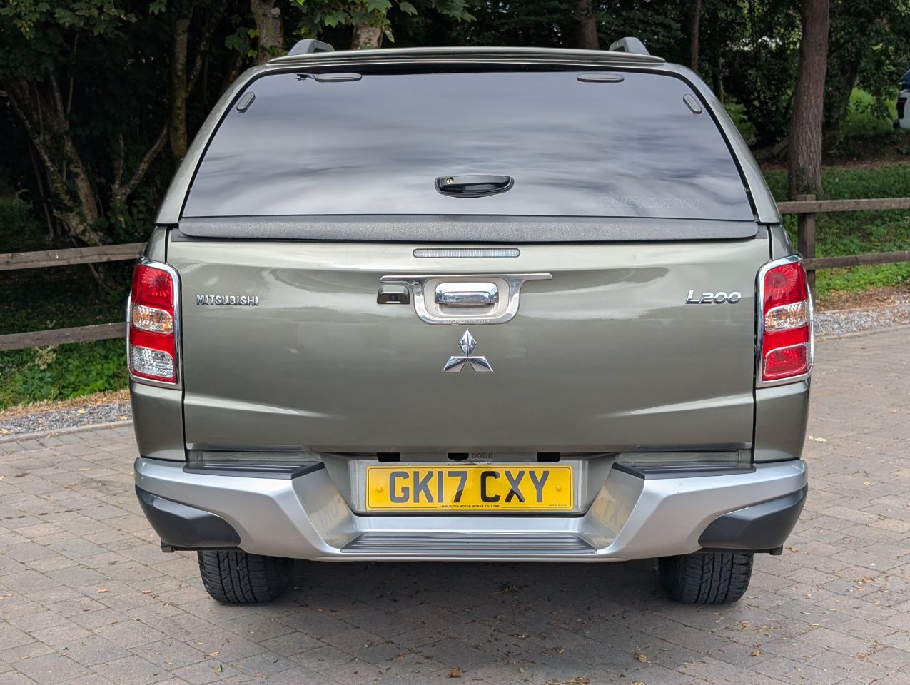 Mitsubishi L200