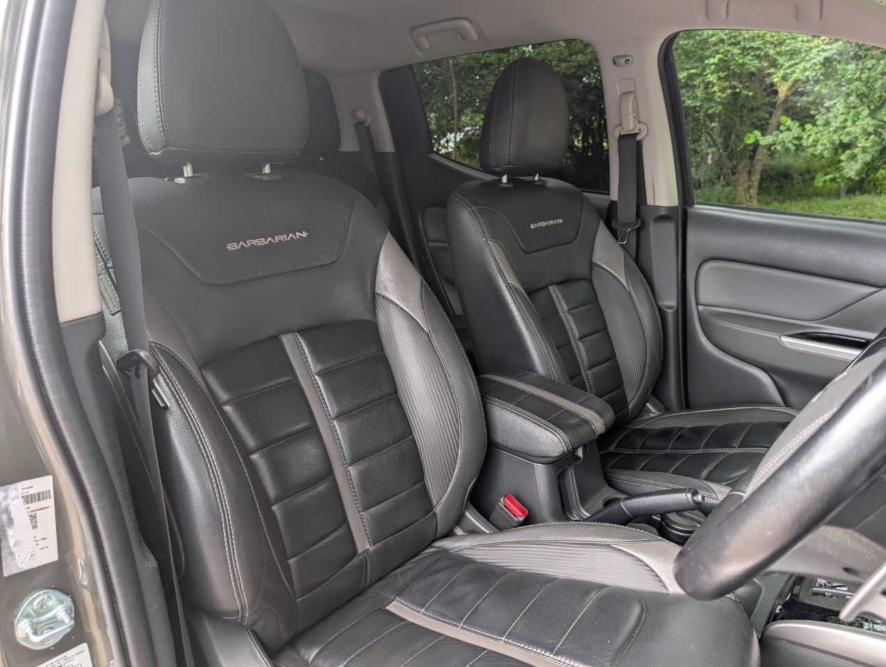 Mitsubishi L200