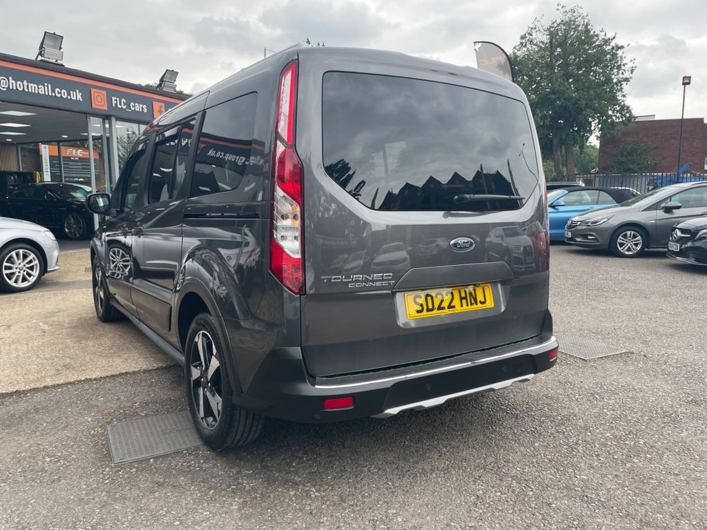 Ford Tourneo