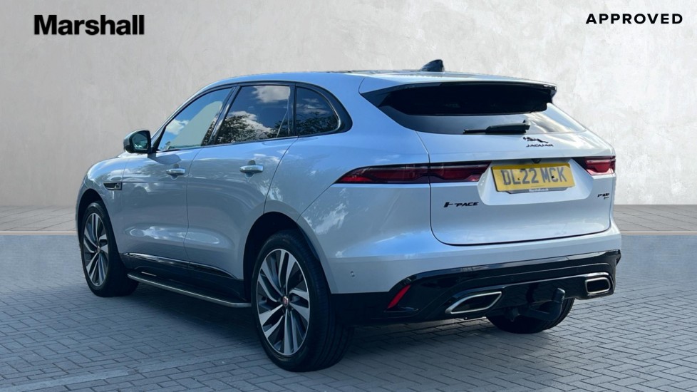 Jaguar F Pace