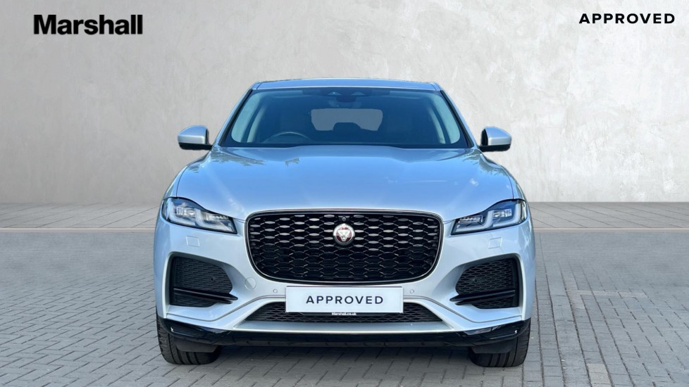 Jaguar F Pace