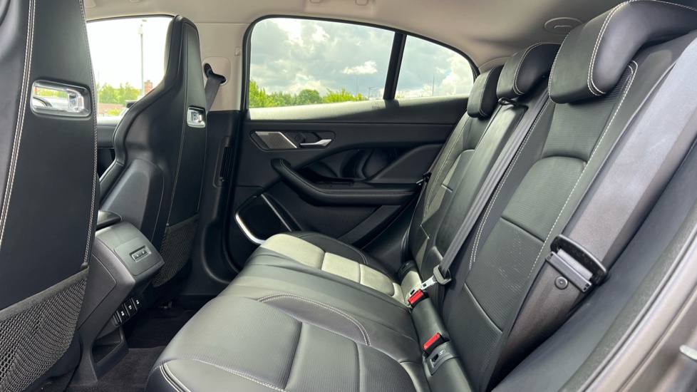 Jaguar I Pace