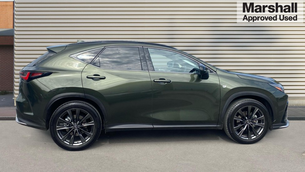 Lexus NX 300h