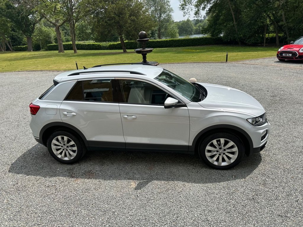 Volkswagen T Roc