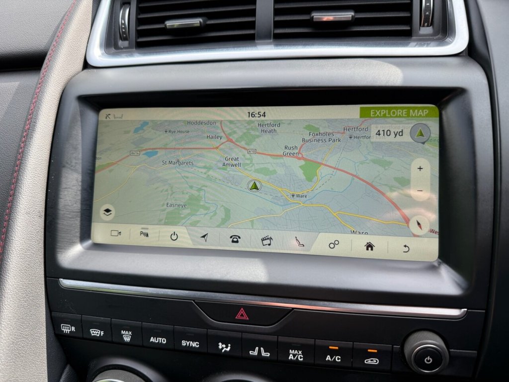 Jaguar E Pace