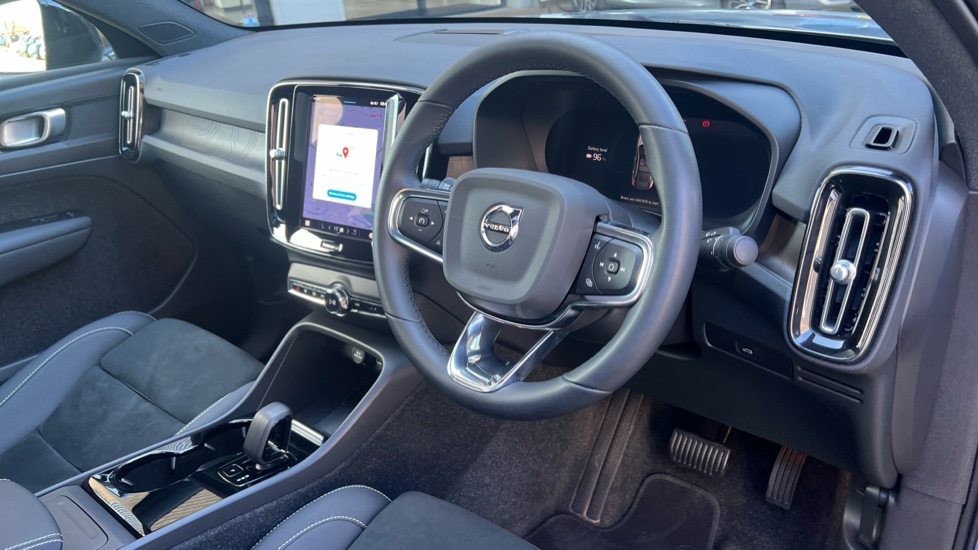 Volvo C40