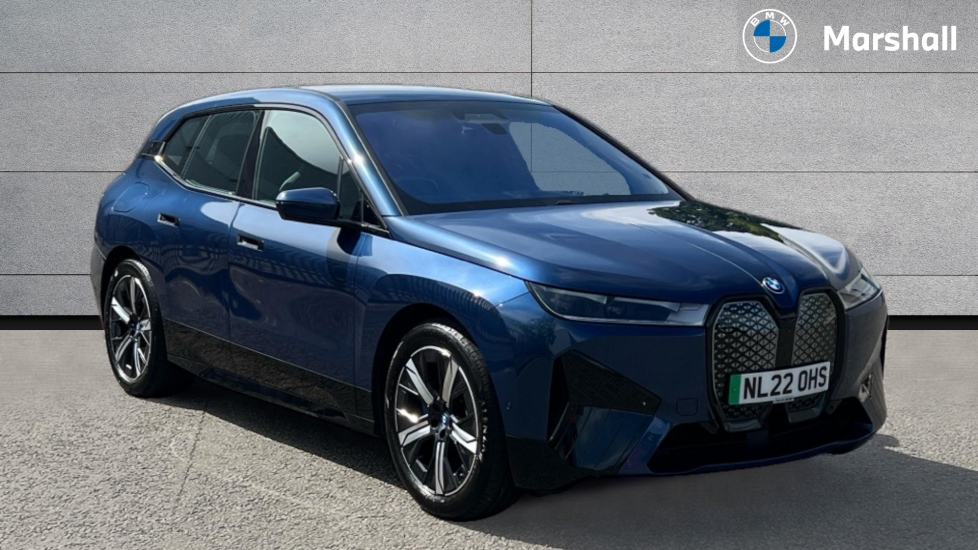 BMW iX