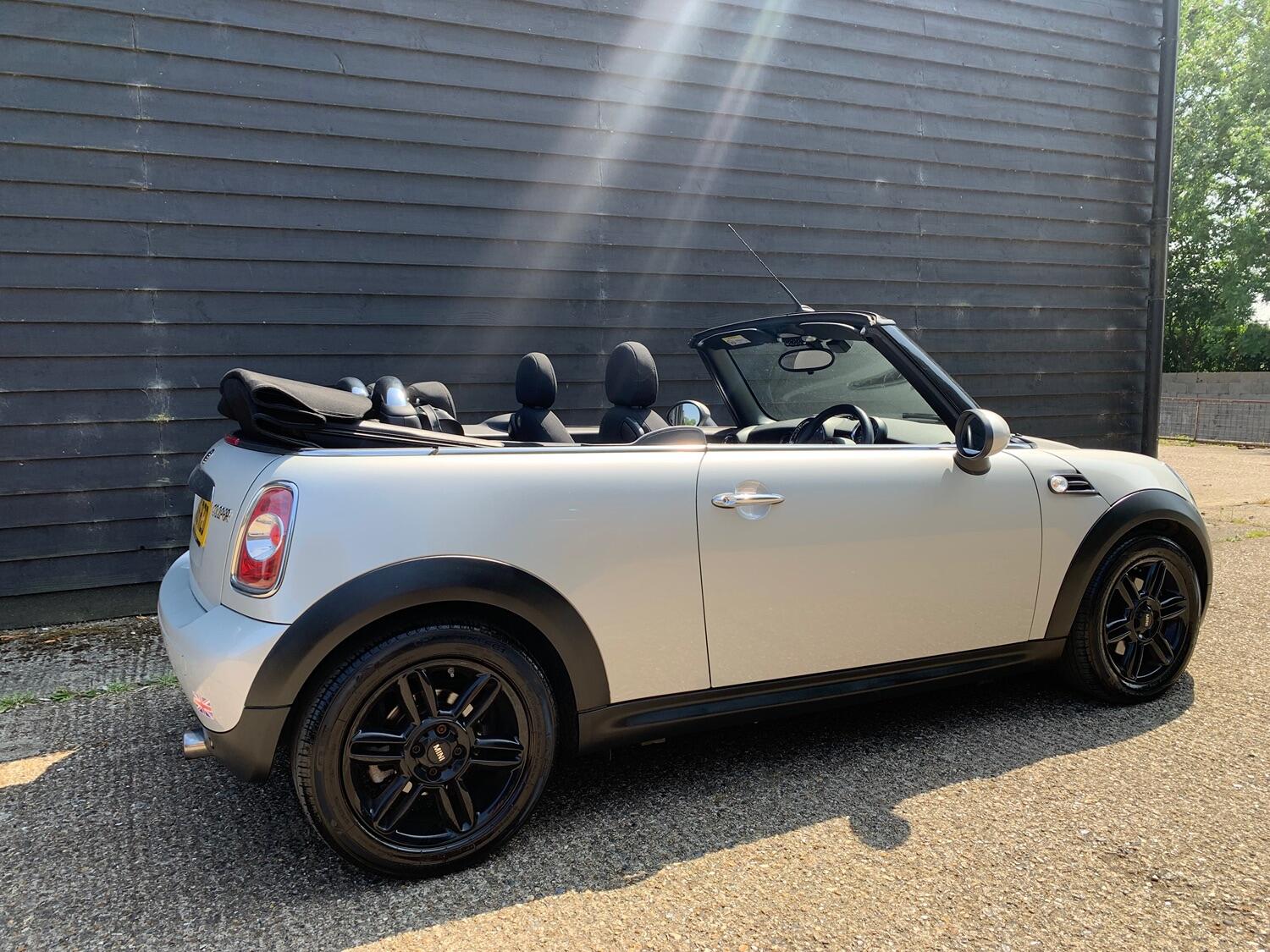 MINI Convertible
