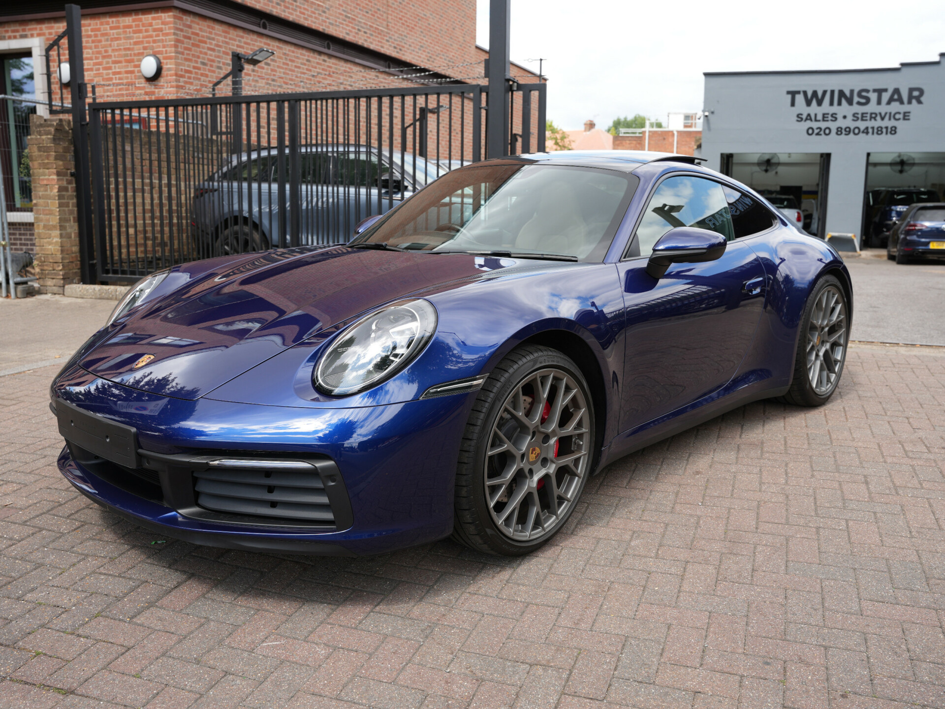 Porsche 911