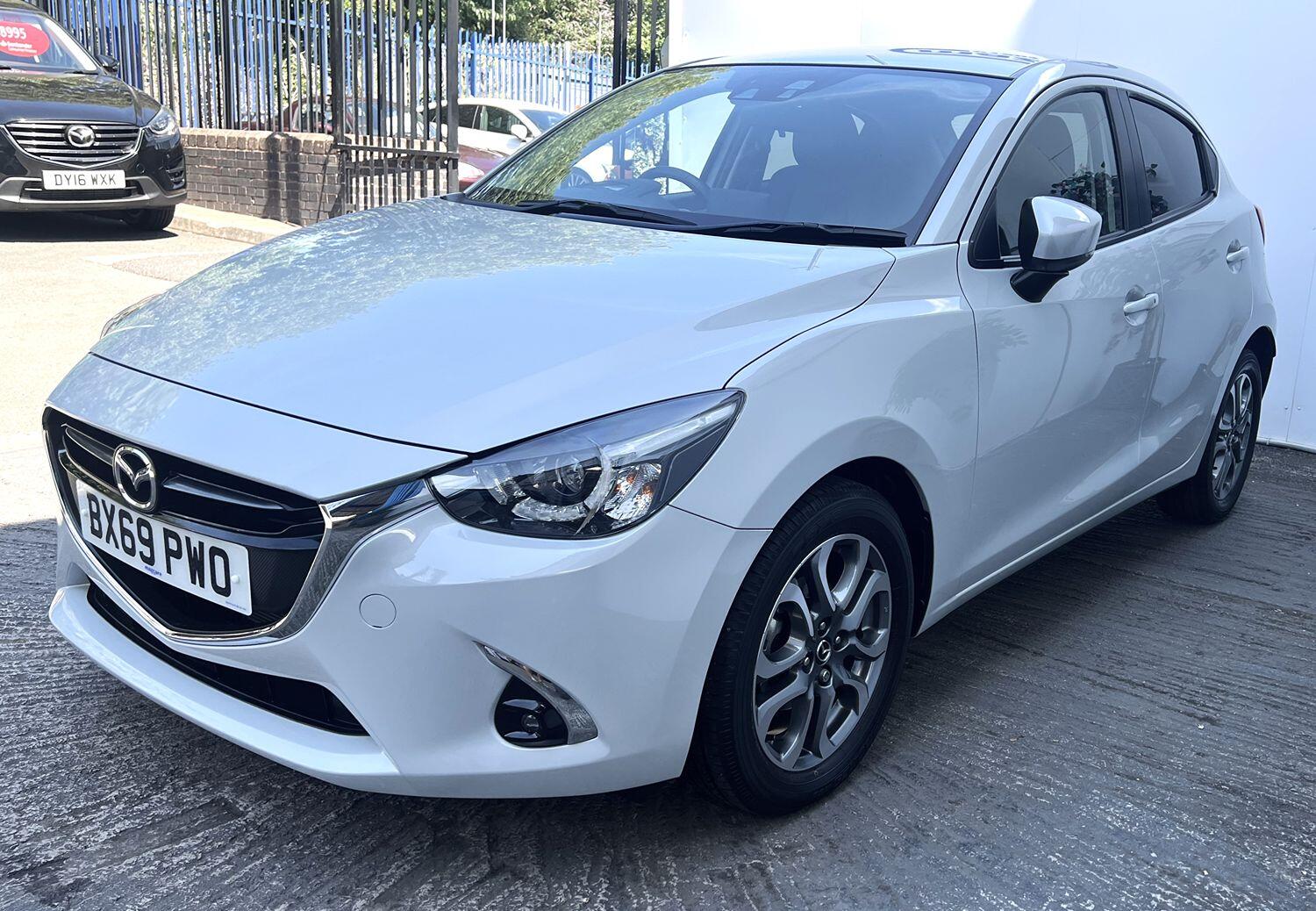 Mazda 2