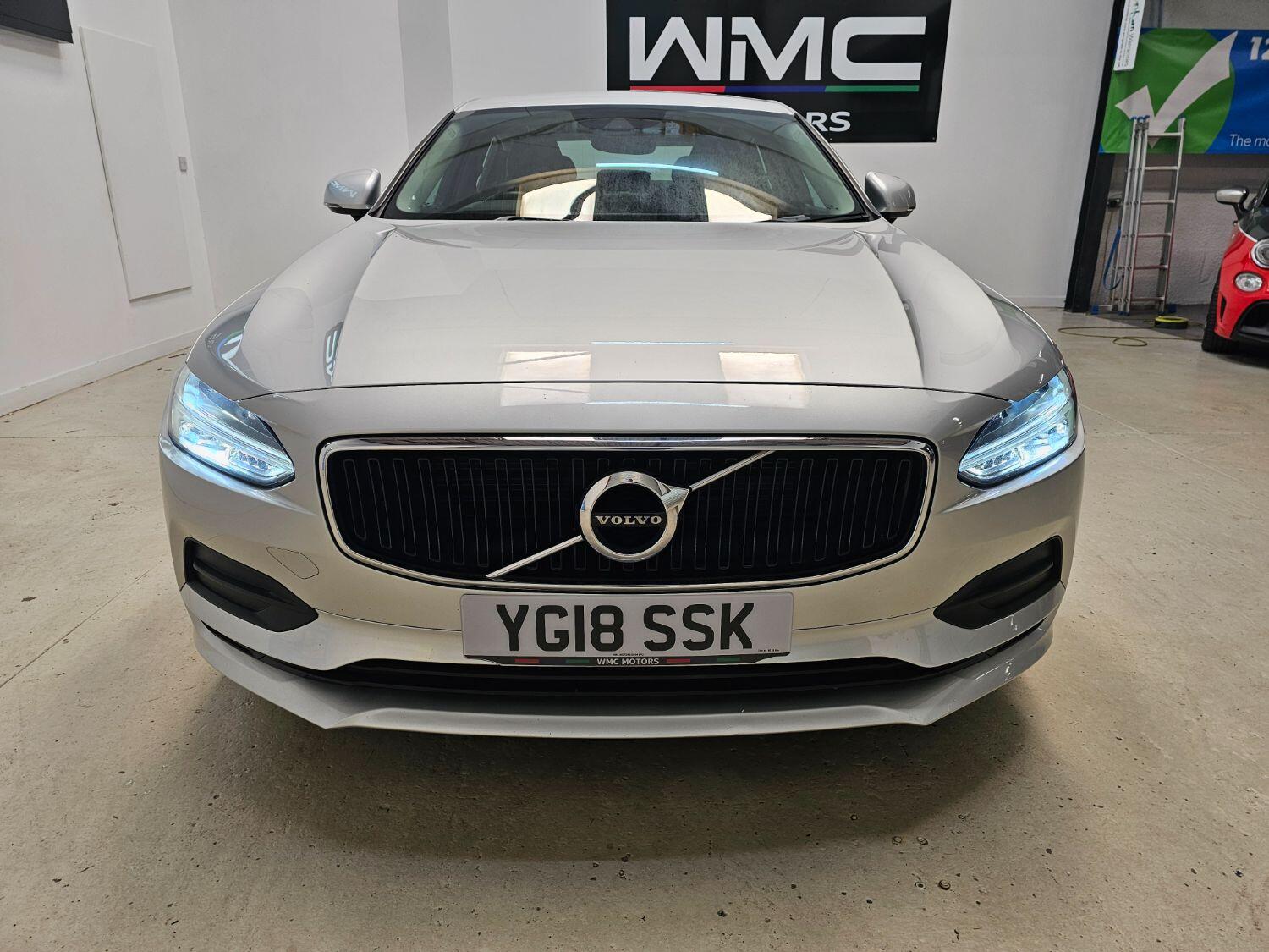 Volvo S90
