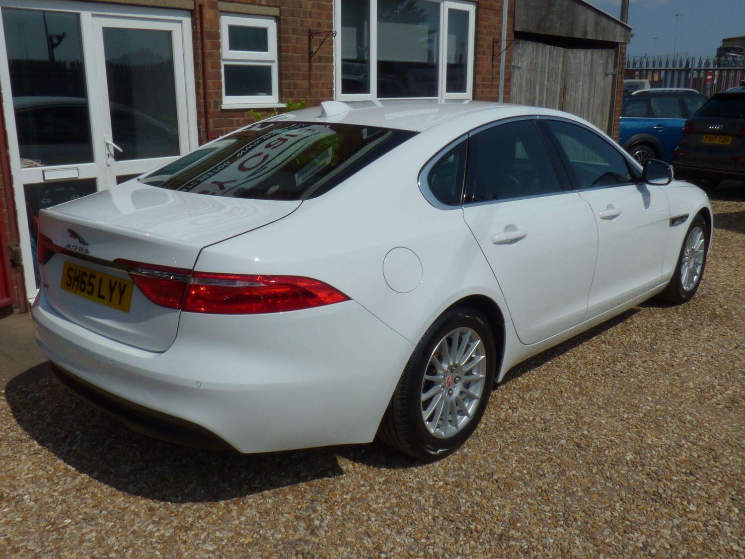 Jaguar XF