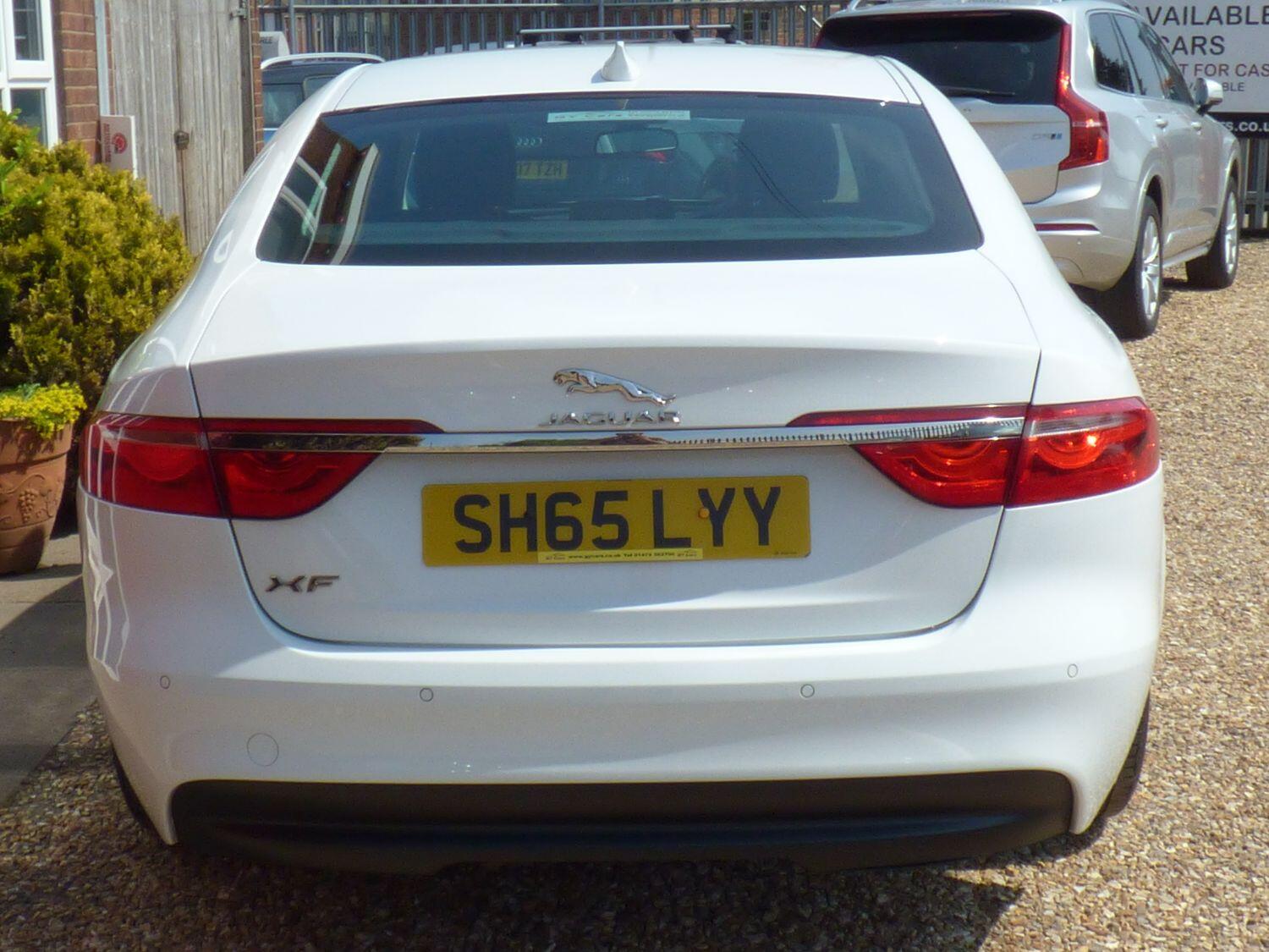 Jaguar XF