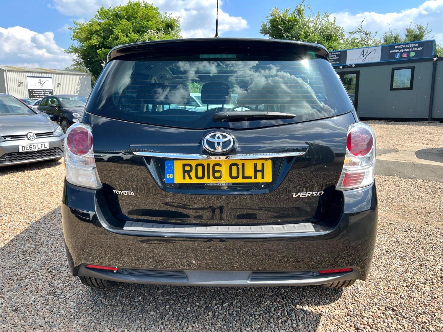 Toyota Verso