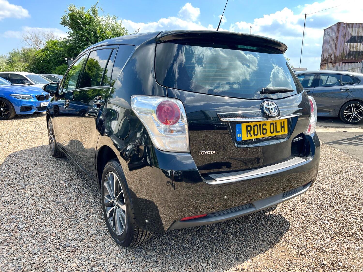 Toyota Verso