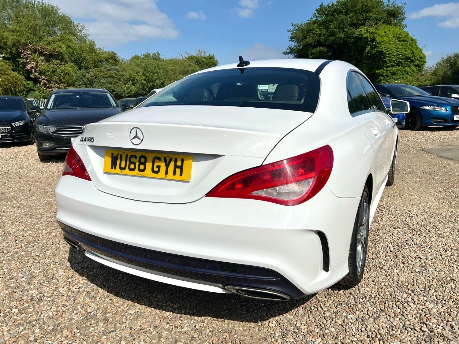 Mercedes Benz CLA