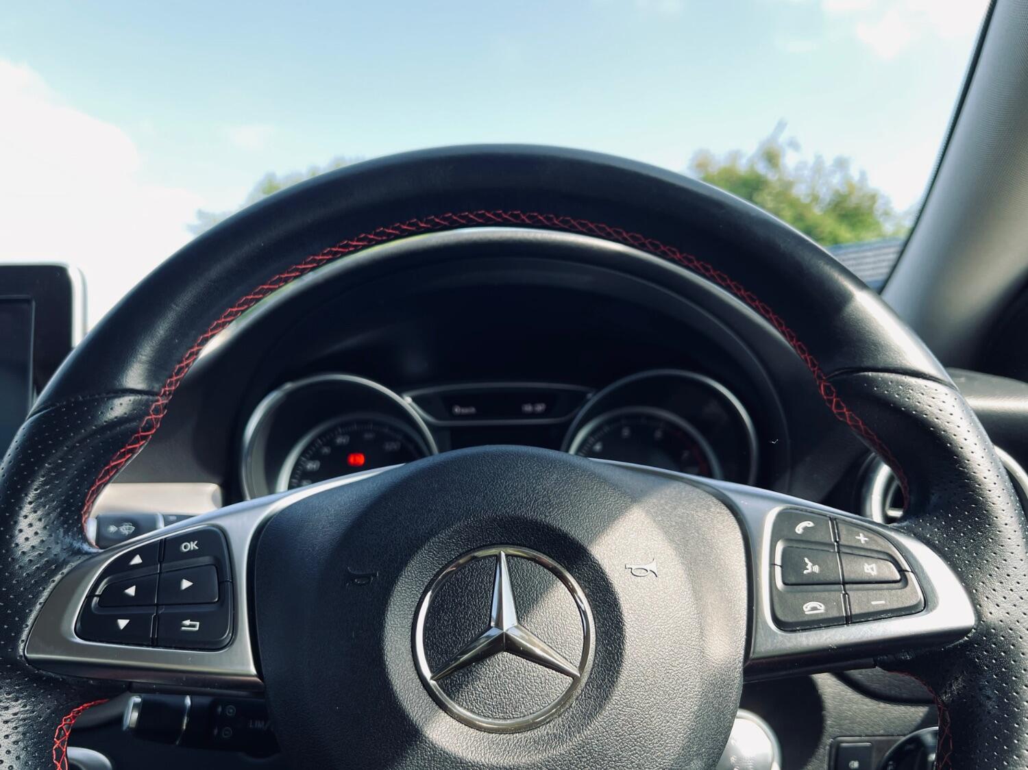 Mercedes Benz CLA