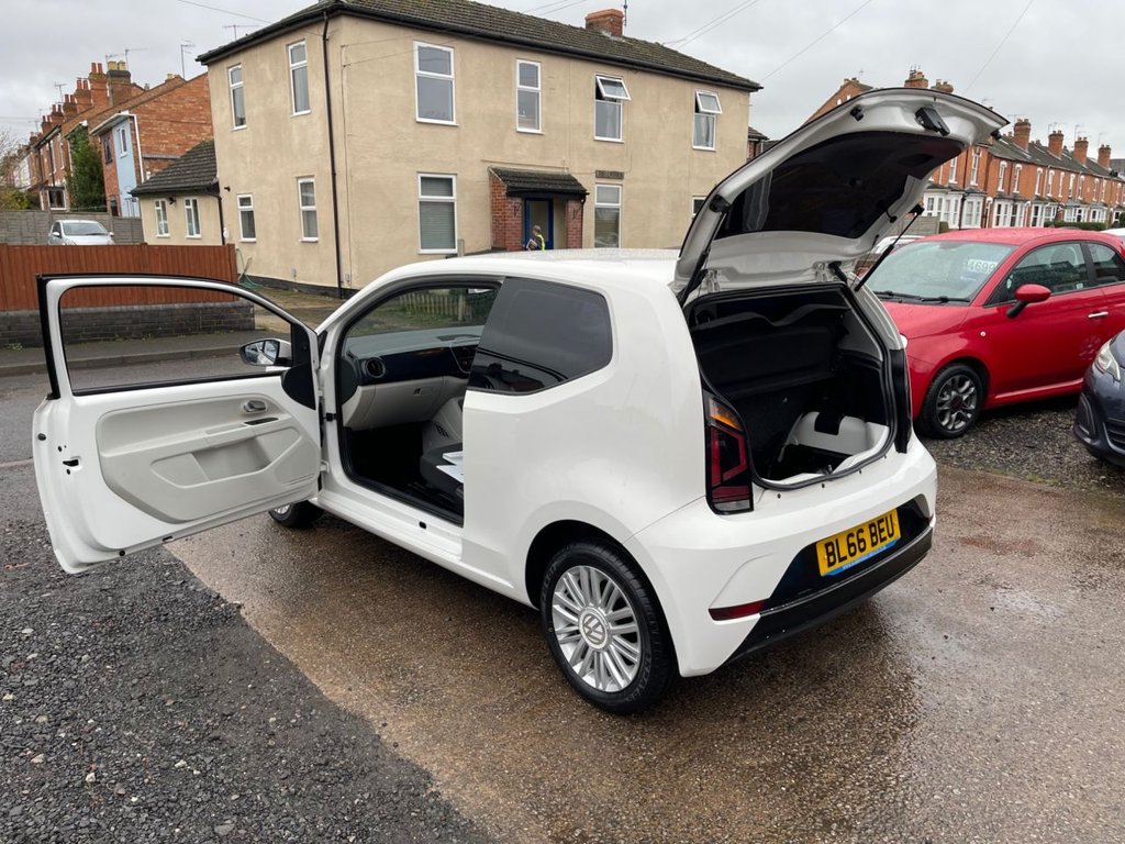 Volkswagen UP