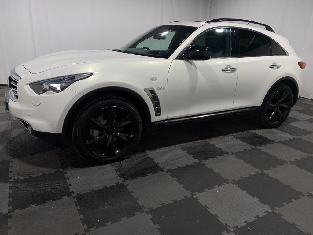 Infiniti QX70