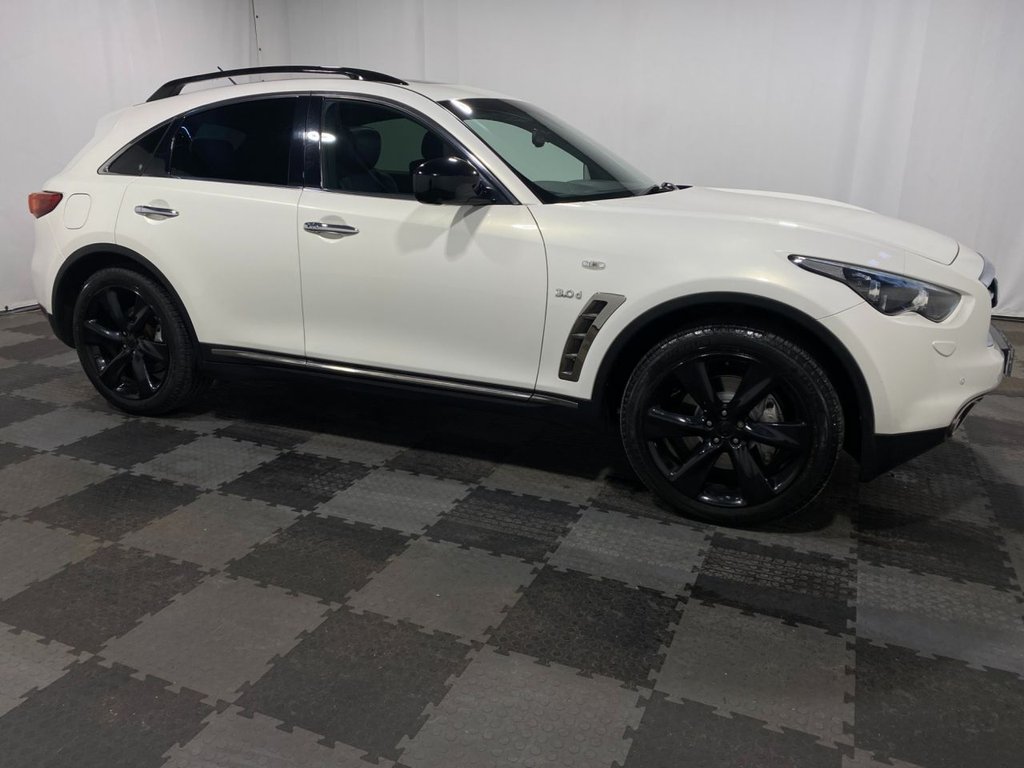 Infiniti QX70