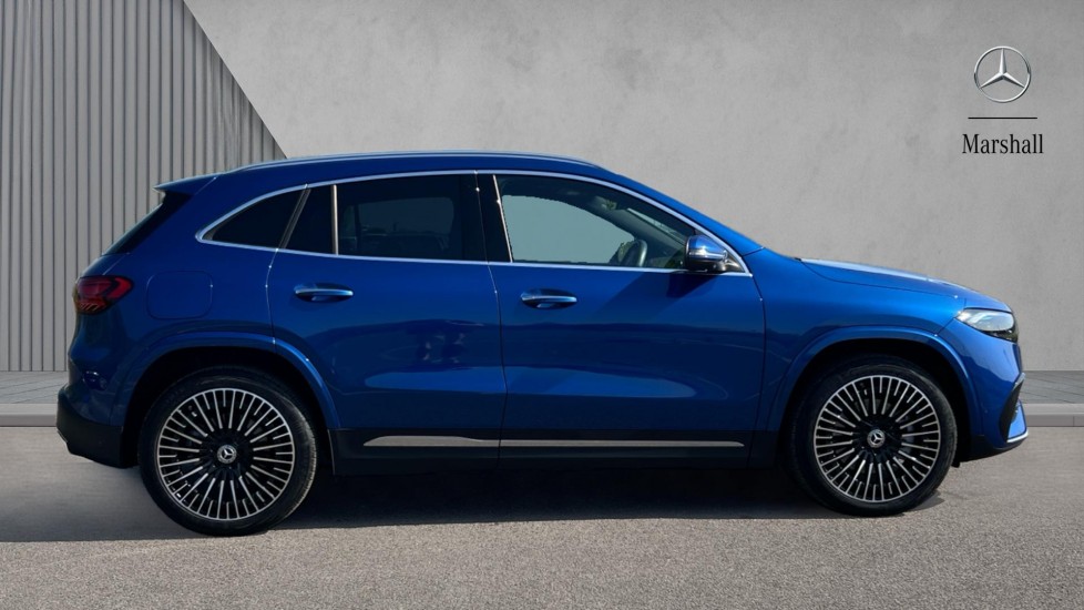 Mercedes Benz EQA