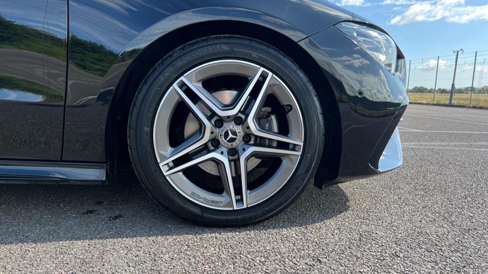 Mercedes Benz CLA