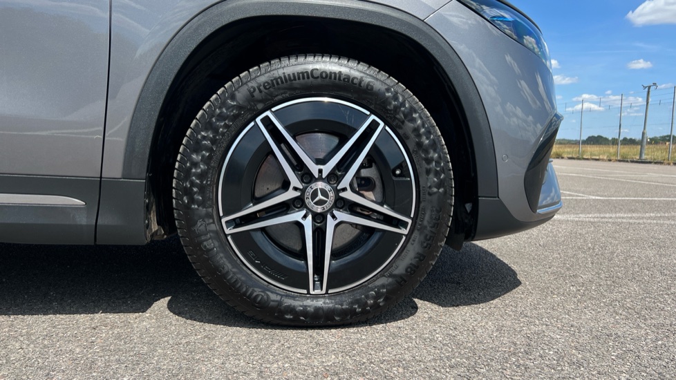 Mercedes Benz EQA