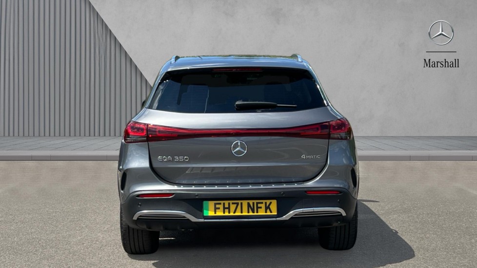 Mercedes Benz EQA
