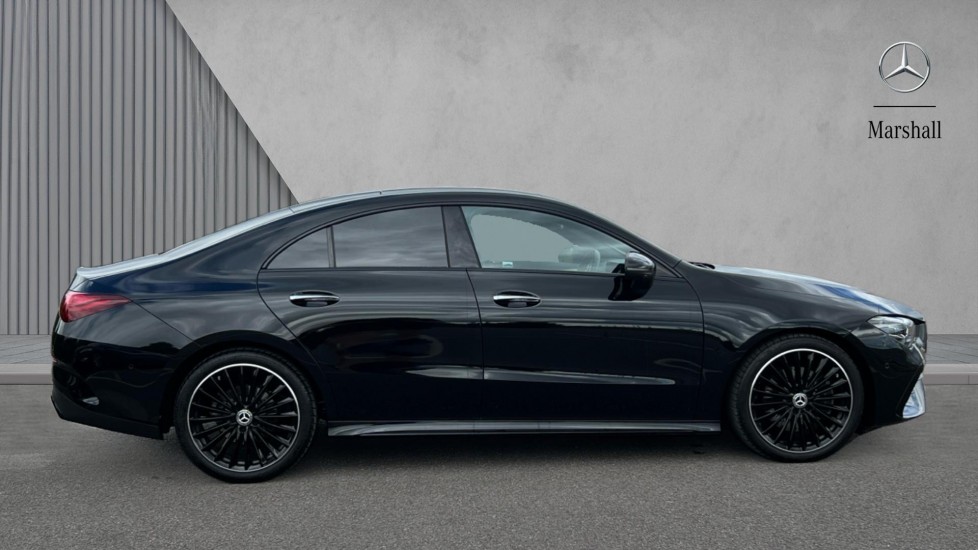 Mercedes Benz CLA