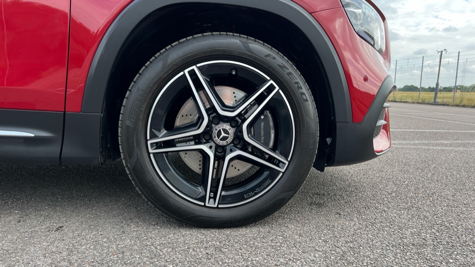 Mercedes Benz Glb